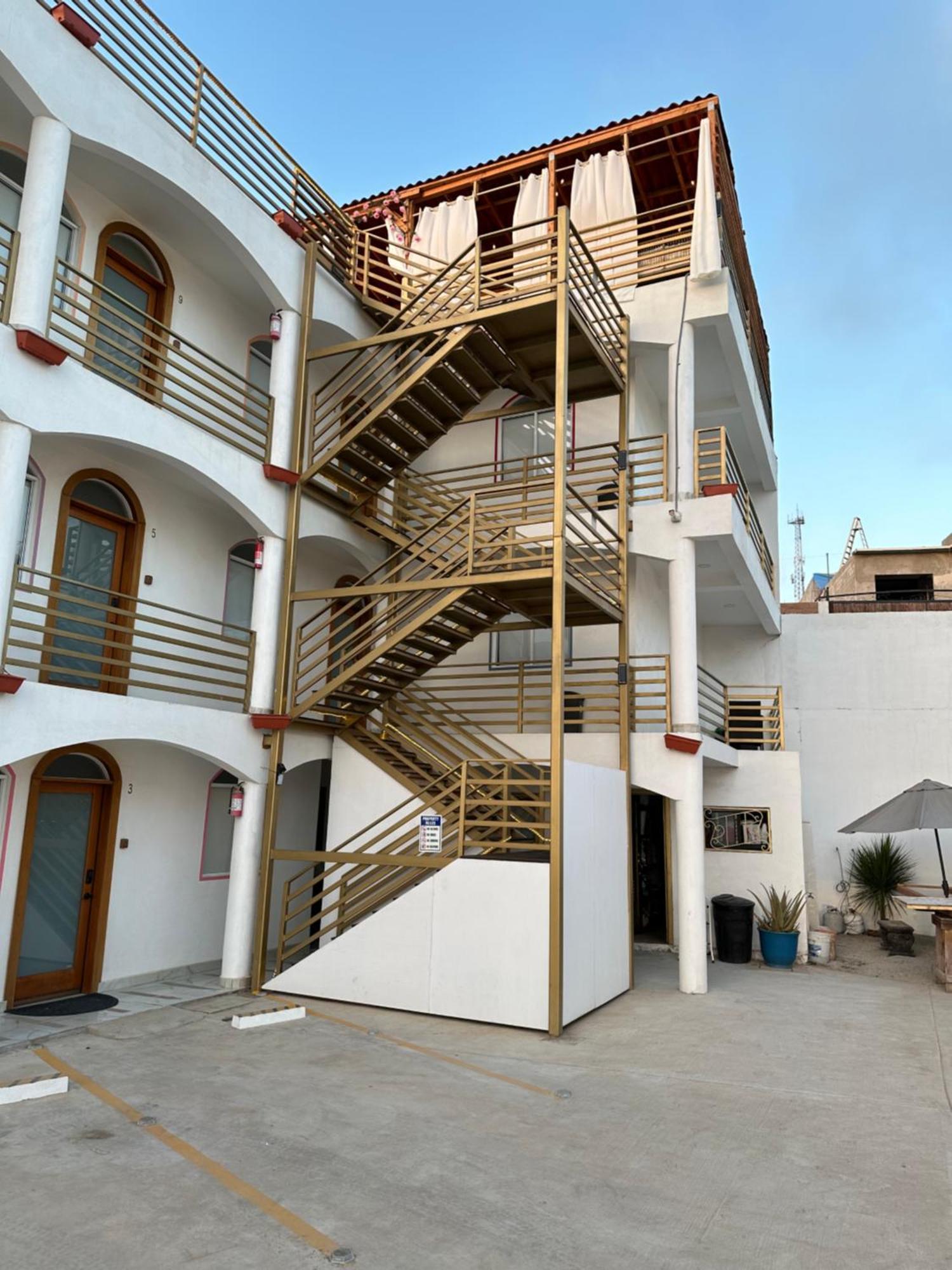 Las Mariposas Mini Suites Rosarito Exterior photo